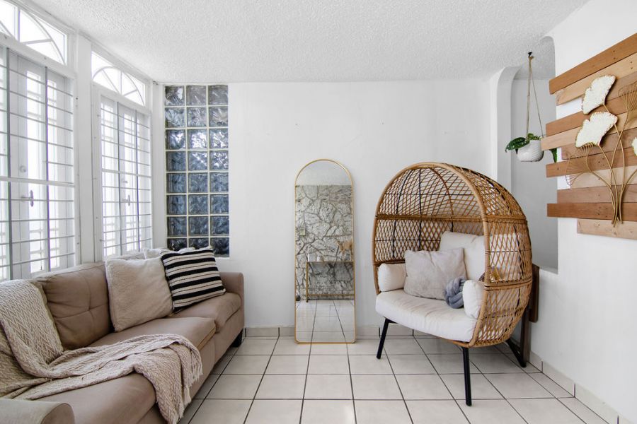 Urb Versalles Calle 14 O-10 Bayamon 00959 PR