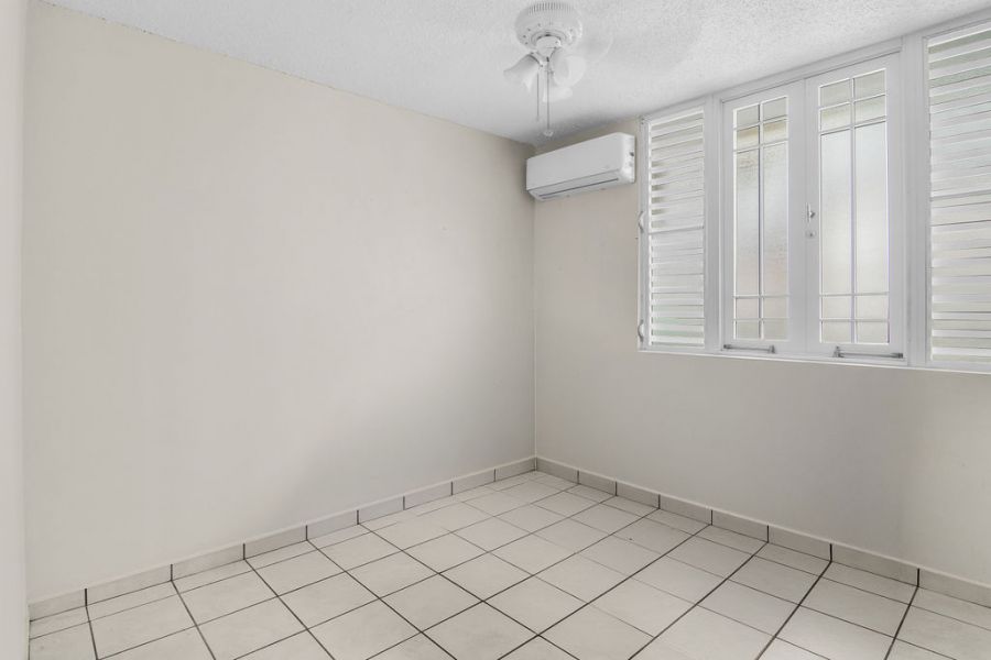 Urb Versalles Calle 14 O-10 Bayamon 00959 PR