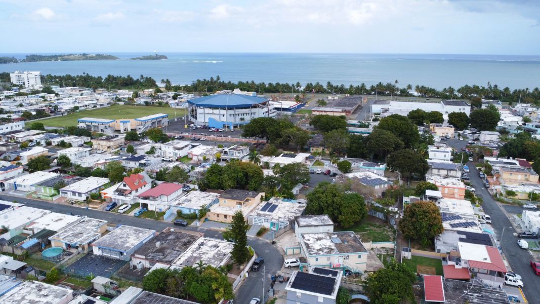 Urb Levittown Lakes N1383 Paseo Dorcas Toa Baja 00949 PR