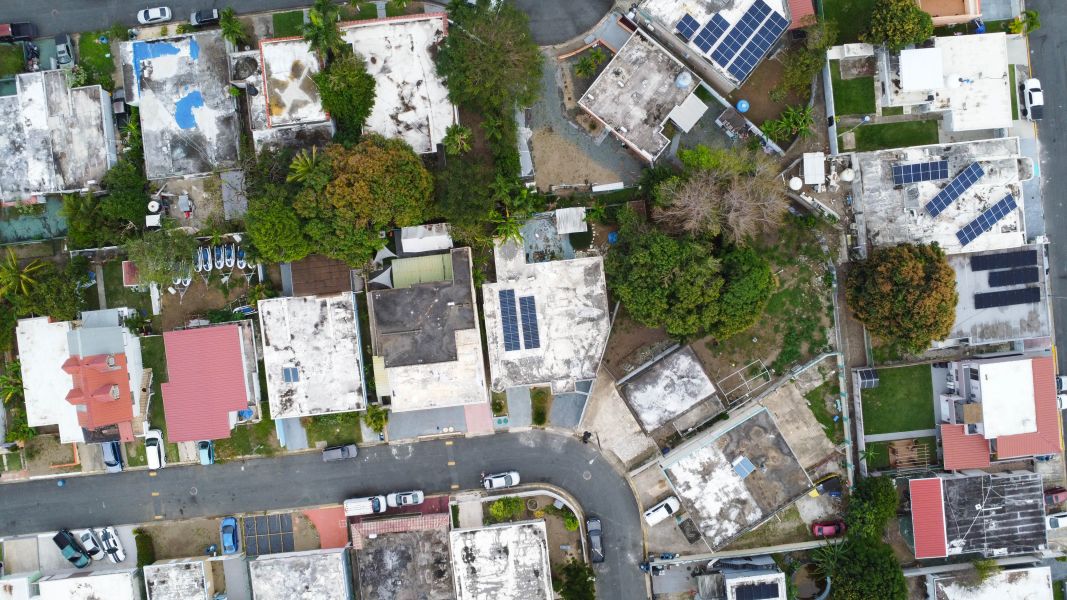 Urb Levittown Lakes N1383 Paseo Dorcas Toa Baja 00949 PR