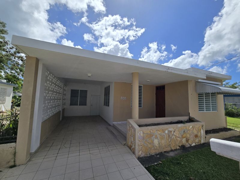 Urb Garcia Calle Del Pilar 155, Aguadilla - 1