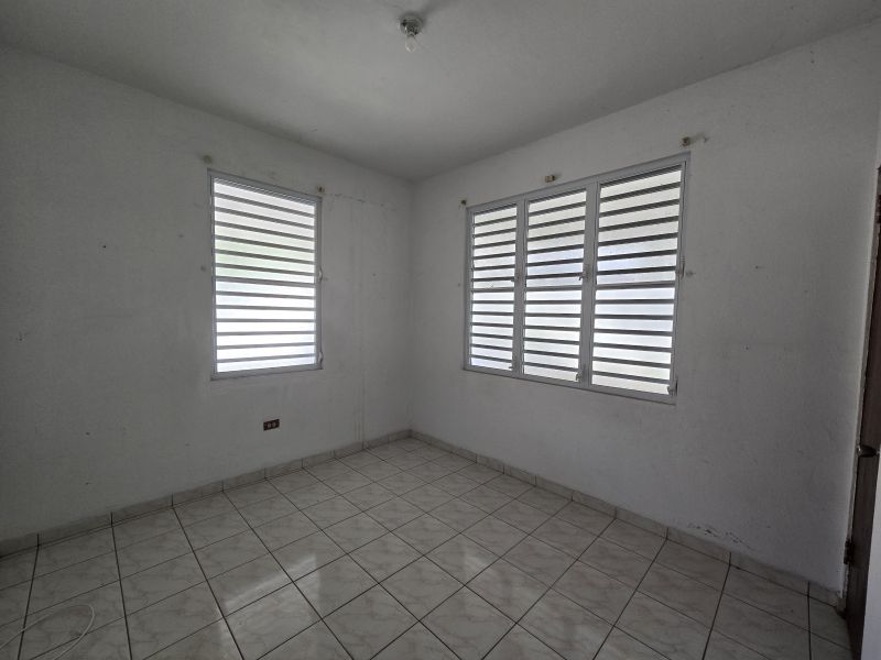 Urb Garcia Calle Del Pilar 155, Aguadilla - 10