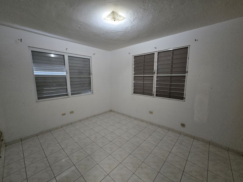 Urb Garcia Calle Del Pilar 155, Aguadilla - 11