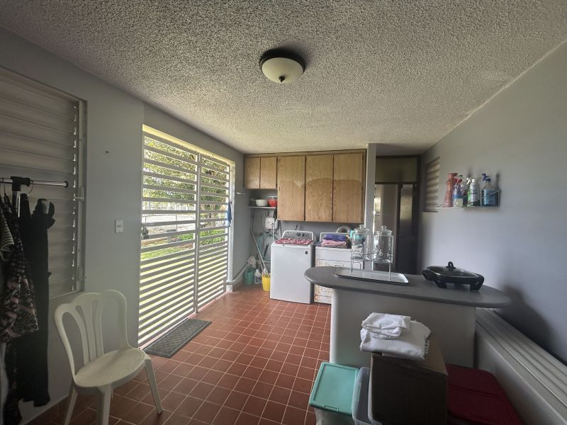 Carr 830 Km 0.7 Bo Cerro Gordo Bayamon 00957 PR