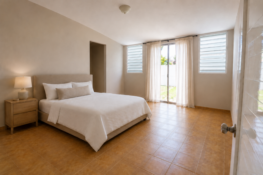 Urb Costa Azul Calle 22 S8, Guayama - 4