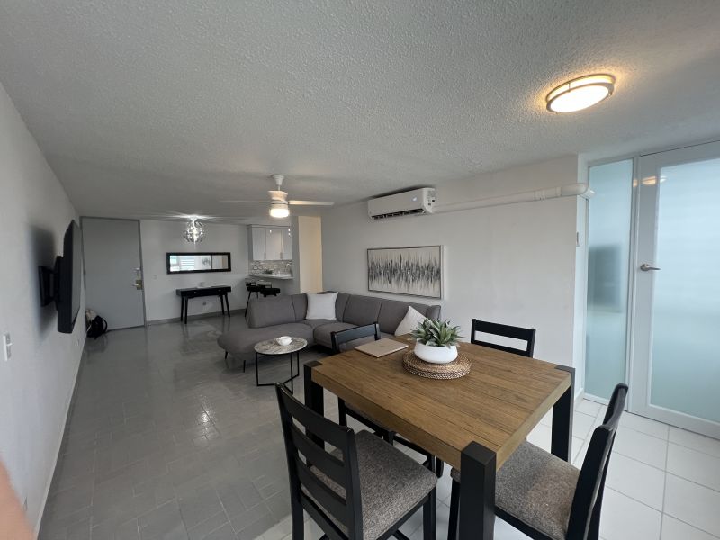 Cond Laguna Gardens Iii Apt 6h Carolina 00979 PR