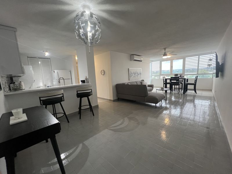 Cond Laguna Gardens Iii Apt 6h Carolina 00979 PR
