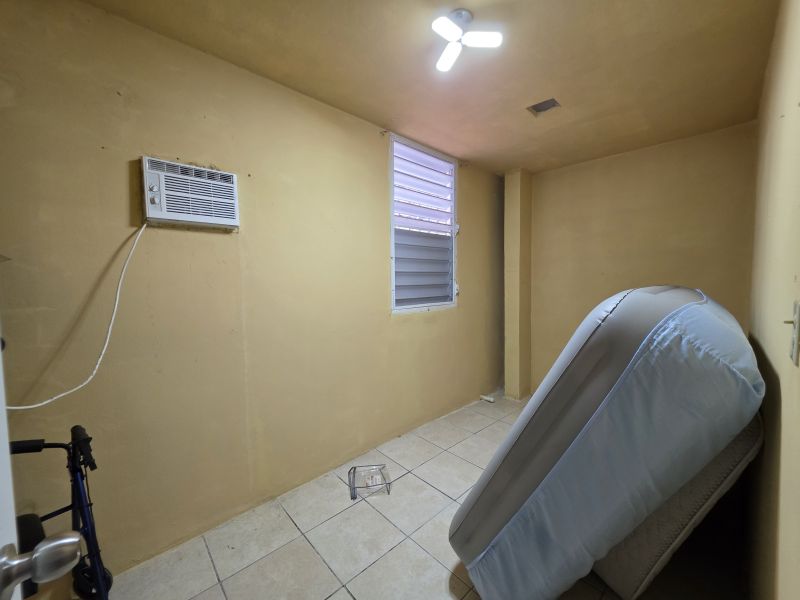 Bo Pugnado 3st #84 Sector Pinzon Manati 00674 PR