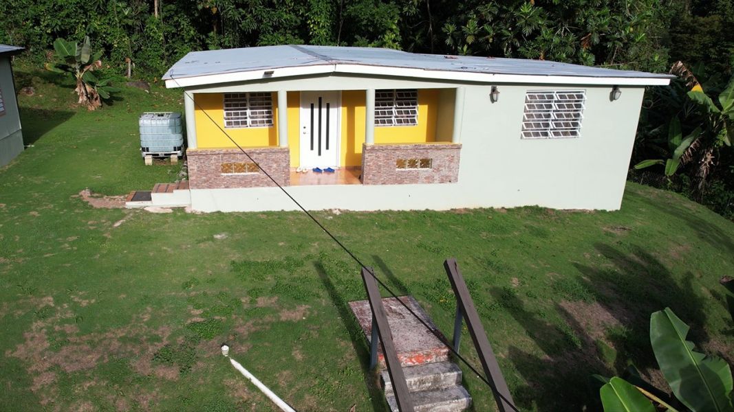 Barrio Collores Km 7.9 Carr 512 Juana Diaz 00795 PR