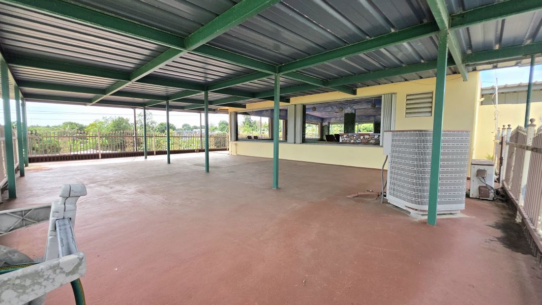 Com Mantilla Calle 1 Bzn 93 Arenales Alto, Isabela - 22