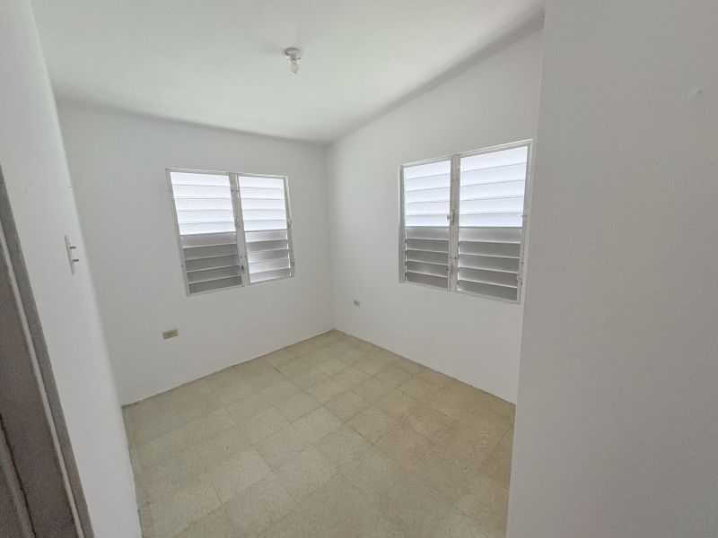 Bo Quebrada Cruz Carr 824 K6 H4 Toa Alta 00953 PR