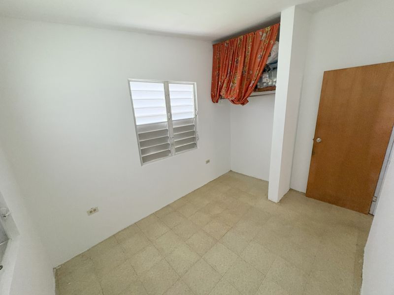 Bo Quebrada Cruz Carr 824 K6 H4 Toa Alta 00953 PR