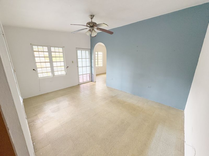 Bo Quebrada Cruz Carr 824 K6 H4 Toa Alta 00953 PR