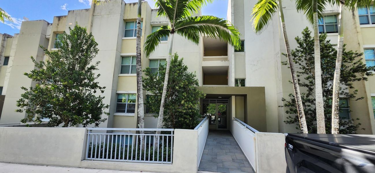 Cond Alamanda Apt 3103, Guaynabo - 1