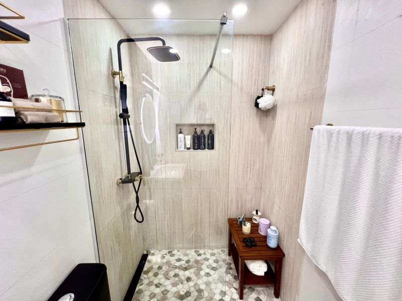 B8 Calle 8 Urb Altamira Fajardo 00738 PR