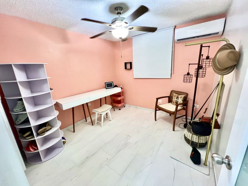 B8 Calle 8 Urb Altamira Fajardo 00738 PR