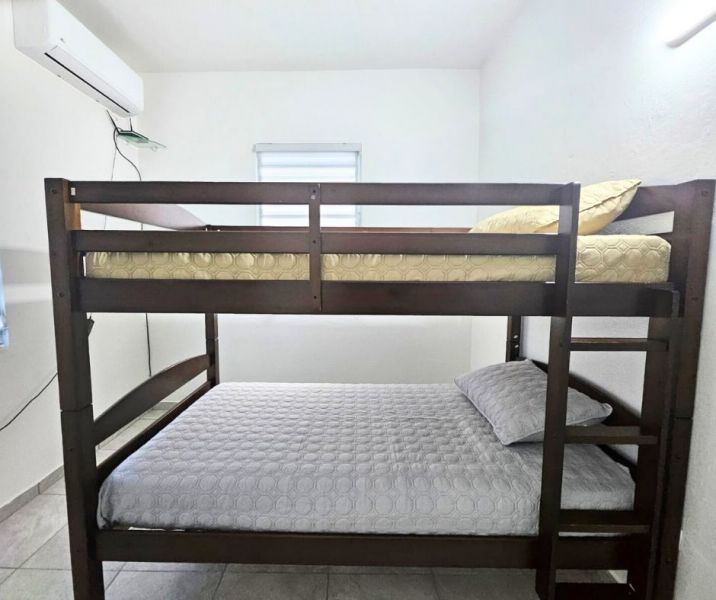 105 Betances Apt #4 Vega Baja 00674 PR