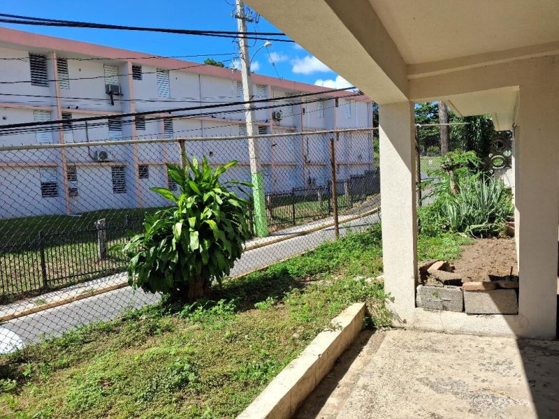 Calle Manuel A Negron 113 Yauco 00698 PR