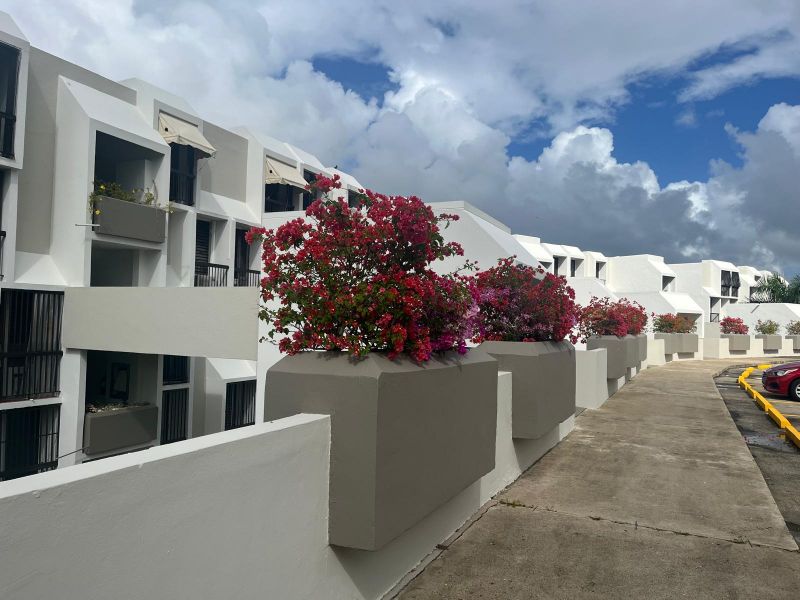 Cond Montebello Apto K-222 Trujillo Alto 00976 PR