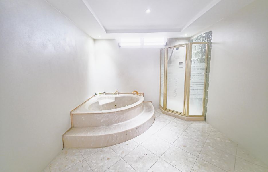 Calle 9 G12 Urb Estancias De San Fernando Carolina 00985 PR