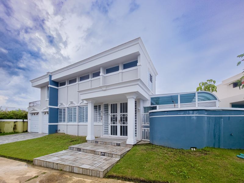 Calle 9 G12 Urb Estancias De San Fernando Carolina 00985 PR