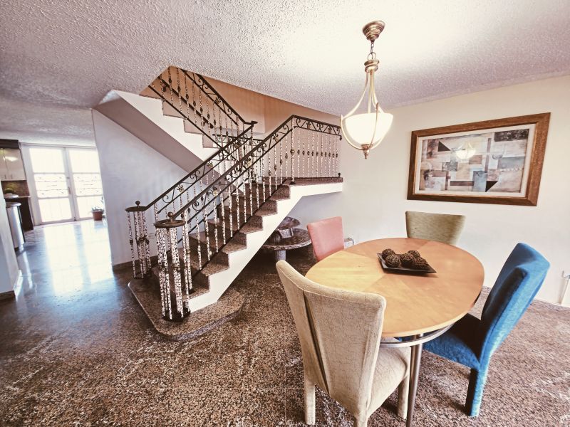 Calle 9 G12 Urb Estancias De San Fernando Carolina 00985 PR