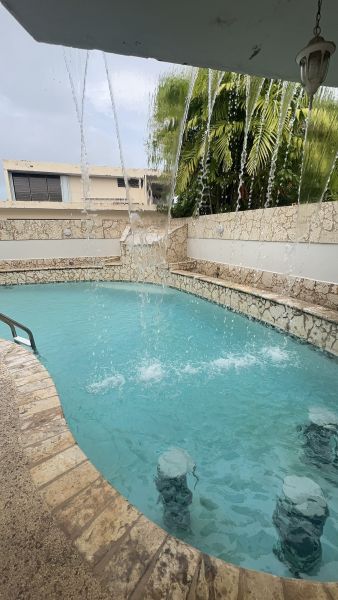 Calle 9 G12 Urb Estancias De San Fernando Carolina 00985 PR