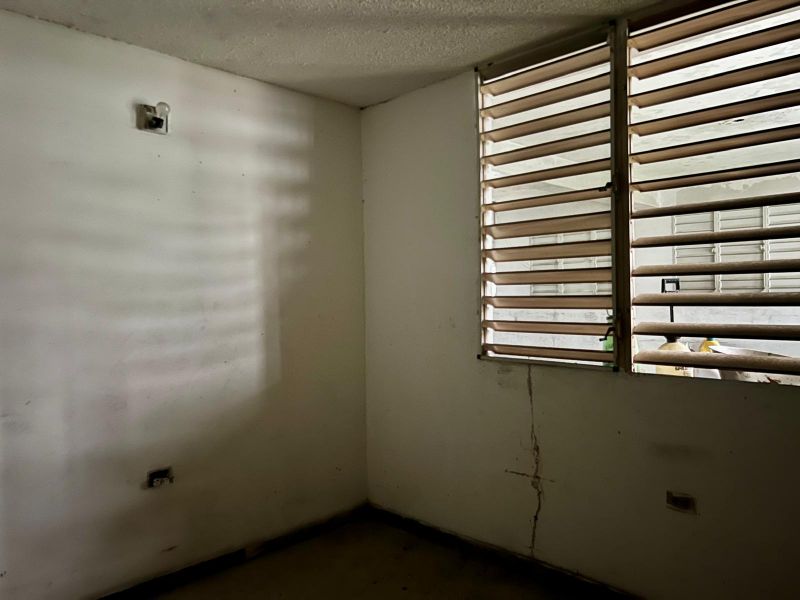 Urb River View E-19 Calle 4 Bayamon 00961 PR