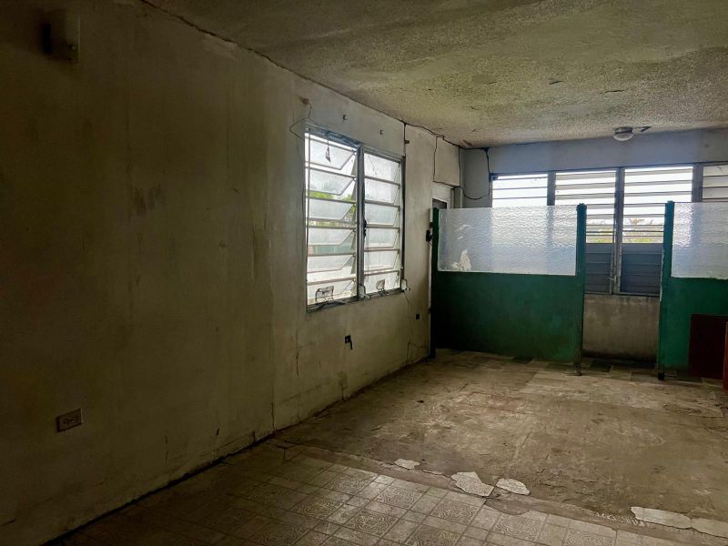 Urb River View E-19 Calle 4 Bayamon 00961 PR