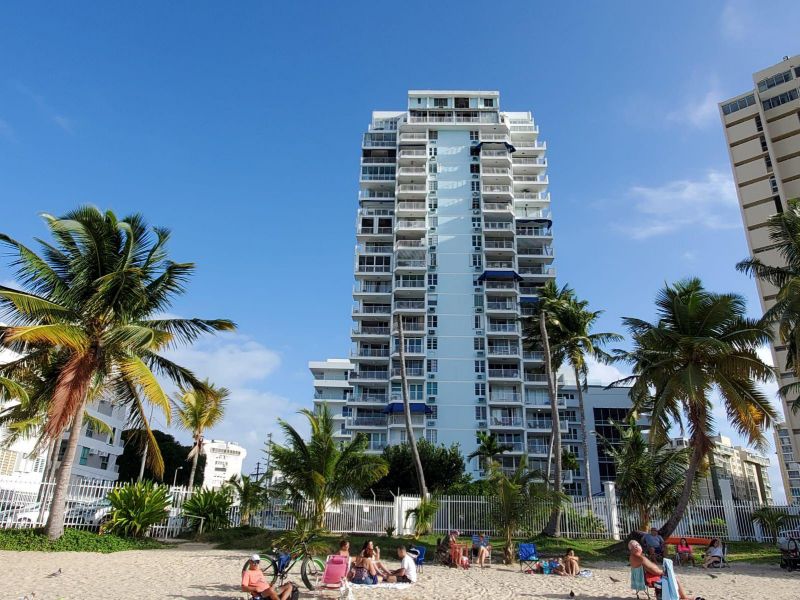 36 Calle Gardenia (reina Del Mar) 17b Carolina 00979 PR