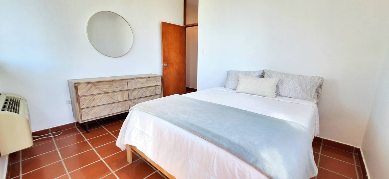 Cond Dorado Club Apt #2706 Vega Alta 00692 PR