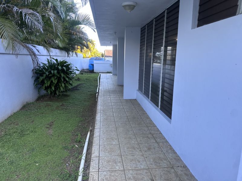 Urb Villa Del Monte Calle Monte Alto 305 Toa Alta 00953 PR