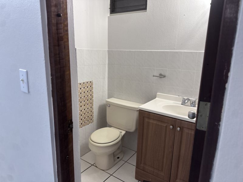 Urb Villa Del Monte Calle Monte Alto 305 Toa Alta 00953 PR