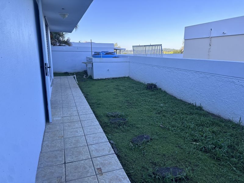 Urb Villa Del Monte Calle Monte Alto 305 Toa Alta 00953 PR