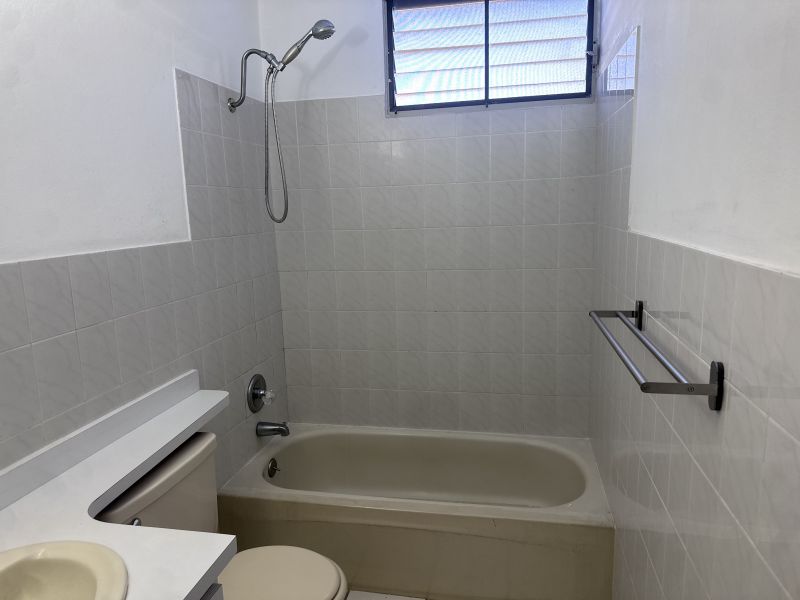 Urb Villa Del Monte Calle Monte Alto 305 Toa Alta 00953 PR