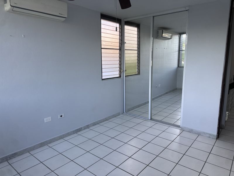 Urb Villa Del Monte Calle Monte Alto 305 Toa Alta 00953 PR