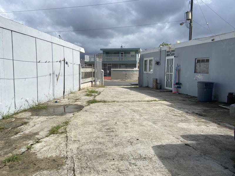 Urb Villas De Loiza F14 Calle 3 Loiza 00772 PR