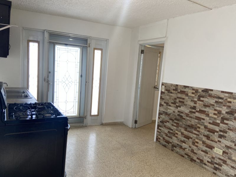 Urb Villas De Loiza F14 Calle 3 Loiza 00772 PR