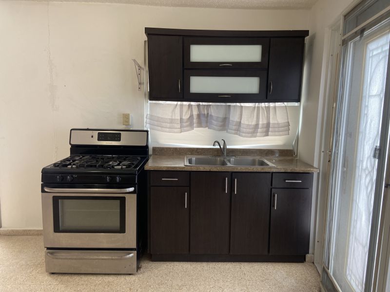 Urb Villas De Loiza F14 Calle 3 Loiza 00772 PR