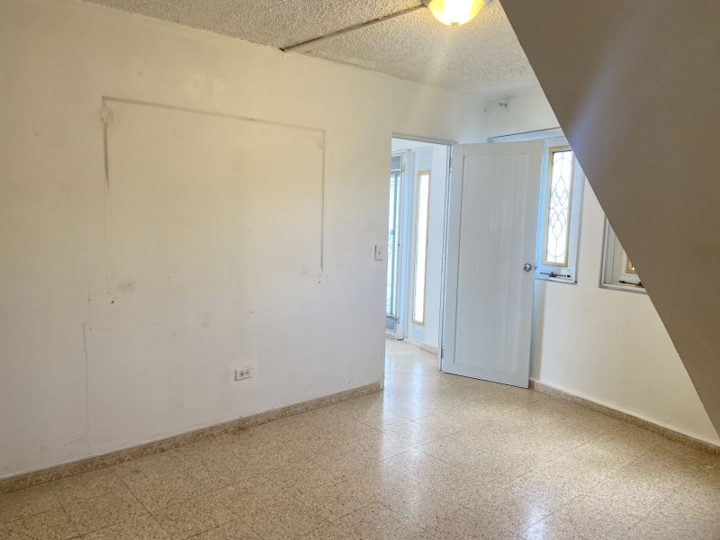 Urb Villas De Loiza F14 Calle 3 Loiza 00772 PR