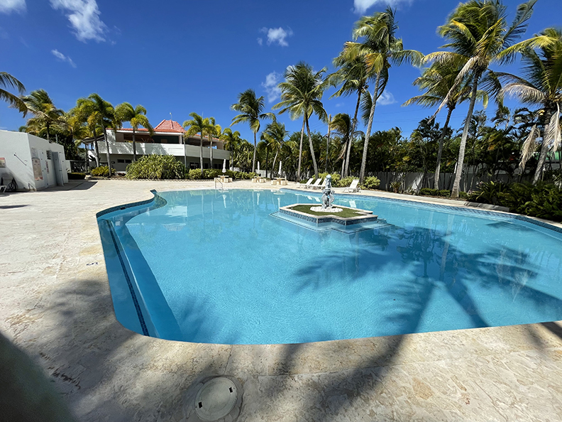 Chalets De La Playa Apt 429 Edif Marbella Vega Baja 00693 PR