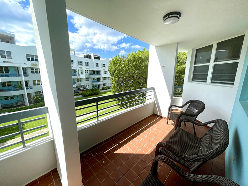 Chalets De La Playa Apt 429 Edif Marbella Vega Baja 00693 PR