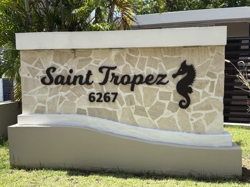 Cond Saint Tropez Ave Isla Verde 6267 Apt 5-q Carolina 00984 PR