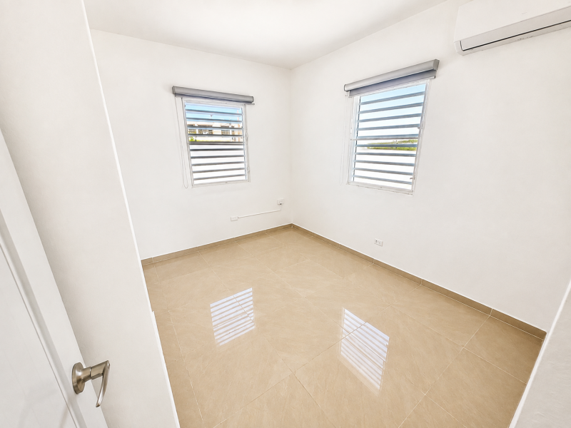 Urb Villa Carolina 239-21 Calle 613, Carolina - 9