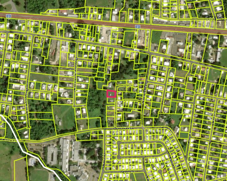 Carr 662 Km 2.1 Bo Santana, Arecibo - 2