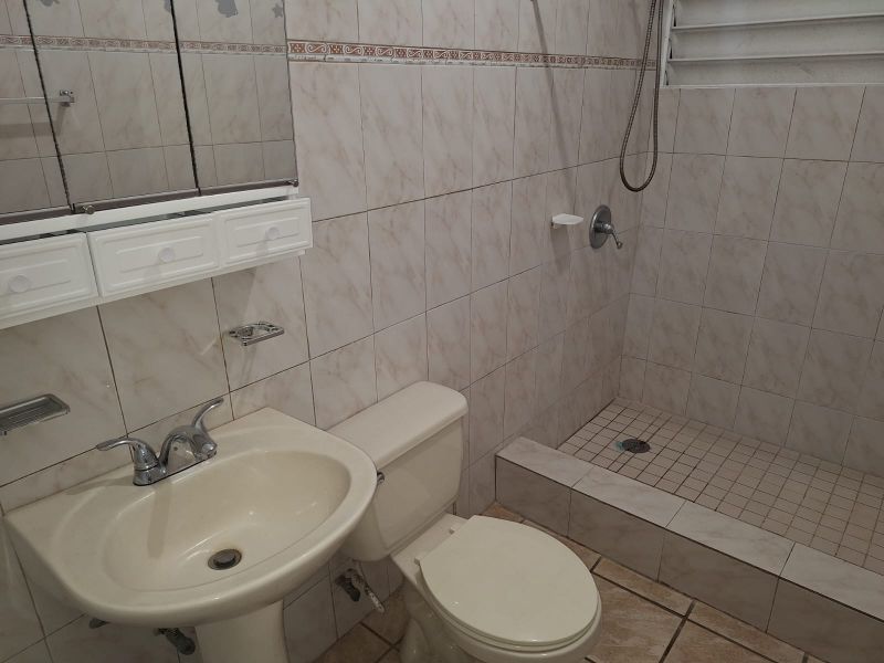 Pr 128 Km 59.7 Bo Pueblo Sector La Torre Lares 00669 PR