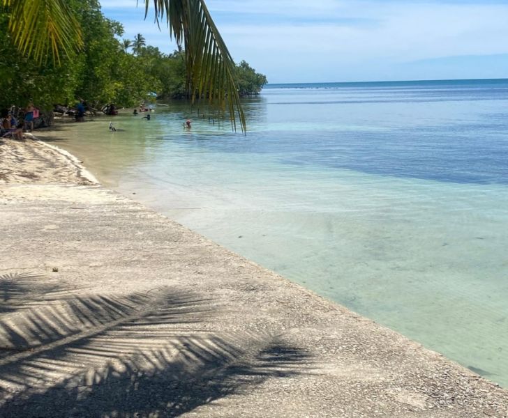 Urb Costa Joyuda C-20, Cabo Rojo - 7