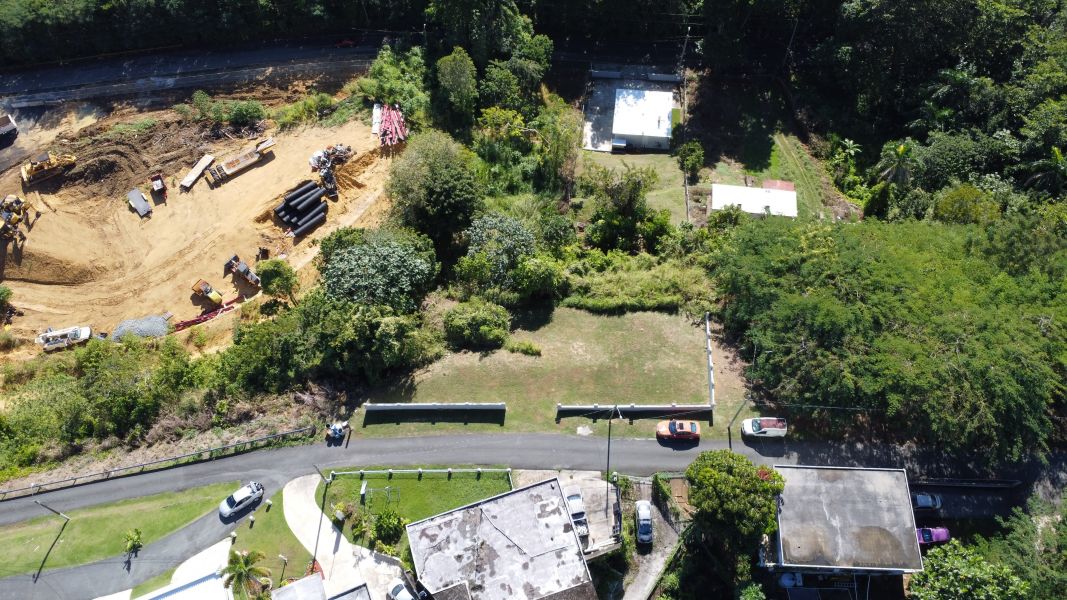 Carr 155 Km 56.9 Sector La Lomita Bo Franquez Morovis 00687 PR