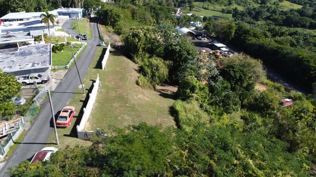 Carr 155 Km 56.9 Sector La Lomita Bo Franquez Morovis 00687 PR