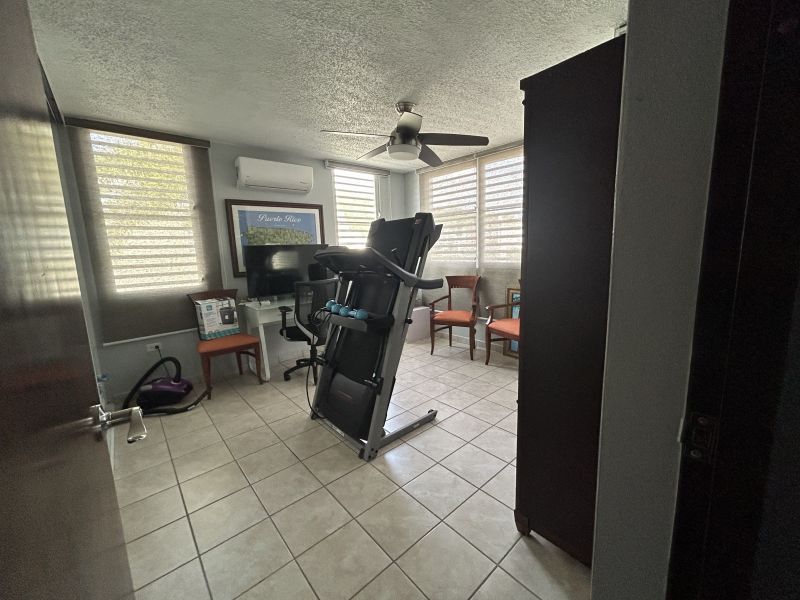 Urb Estancias De Monte Verde Calle Santa Ana #8 Gurabo 00778 PR